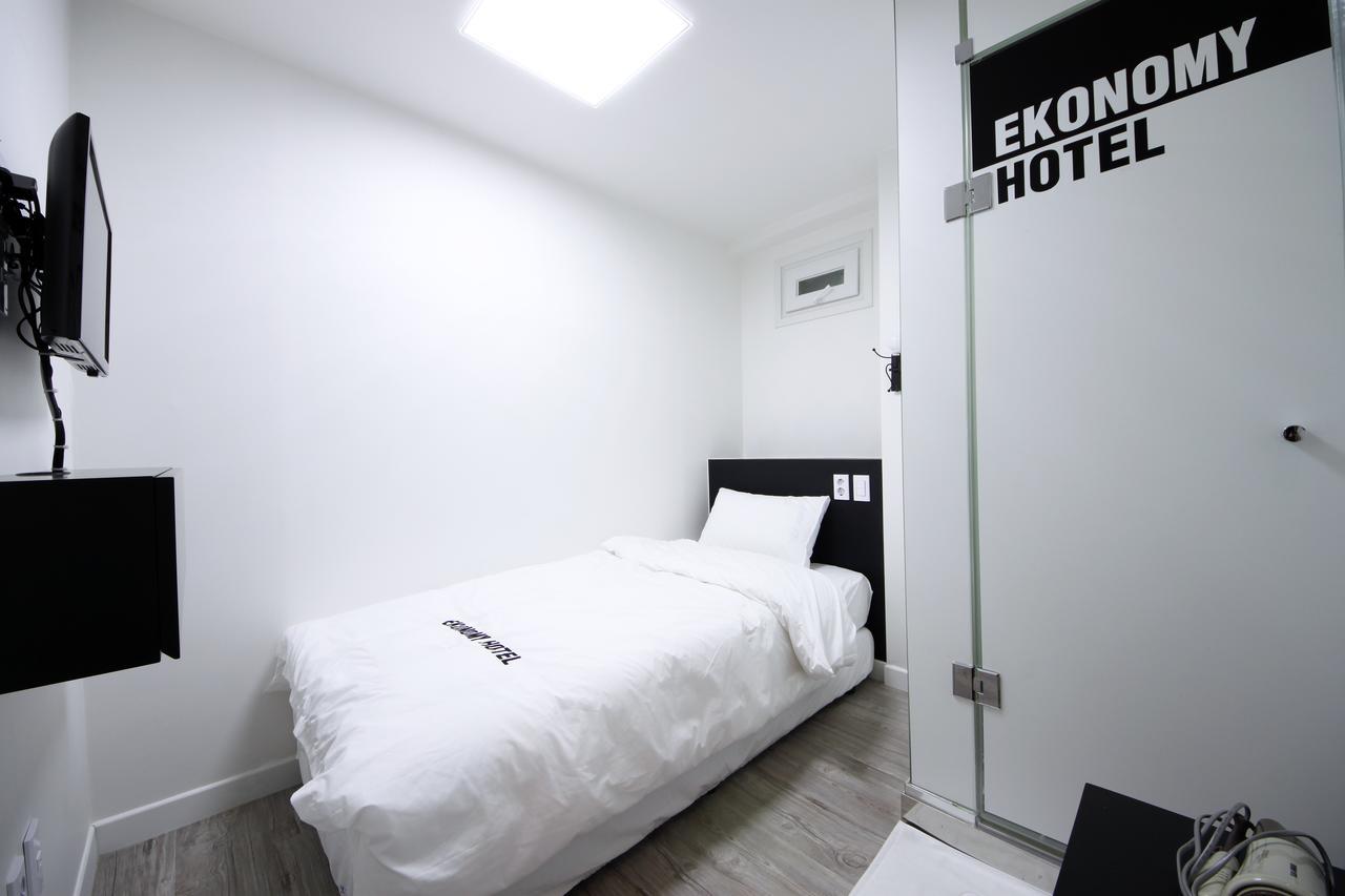 Ekonomy Hotel Dongdaemun Séoul Chambre photo
