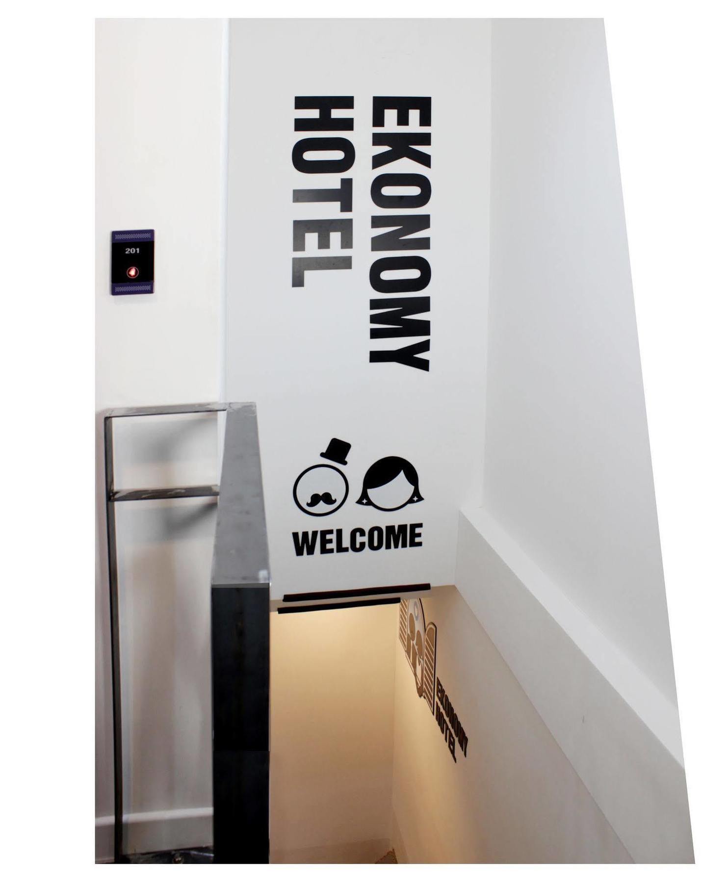 Ekonomy Hotel Dongdaemun Séoul Extérieur photo